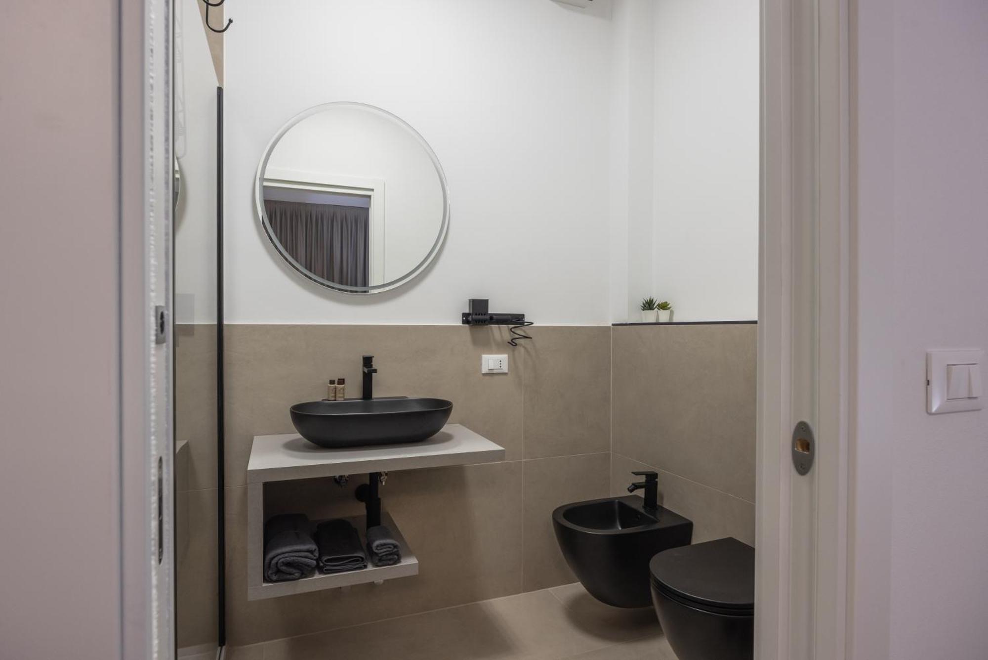 Luxury Station Suite 博洛尼亚 外观 照片